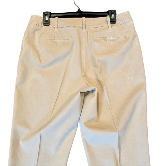 TALBOTS, WOMENS KHAKI CAPRIS. 2 FRONT POCKETS & 2 BACK POCKETS. SIZE 10 - Picture 5 of 9